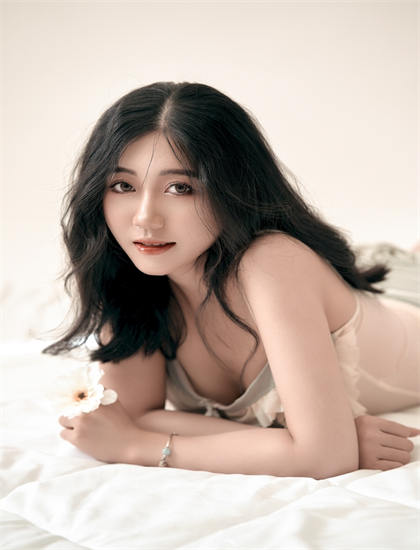 古装美女视频_蜜桃网小说_拥抱太阳的月亮在线看免费观看